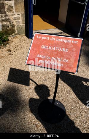 In Supermärkten, Geschäften, Restaurants, Bars, Cafés, Pubs und andere Orte im ganzen Land. Frankreich. Stockfoto