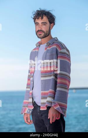 Cannes, Frankreich, 12. Oktober 2021, GIOVANNI FUNIATI (Schauspieler) beim Photo-Call für SISI während der MIPCOM 2021 - The World’s Entertainment Content Market und der 4rd Canneseries - International Series Festival © ifnm Press / Alamy Live News Stockfoto