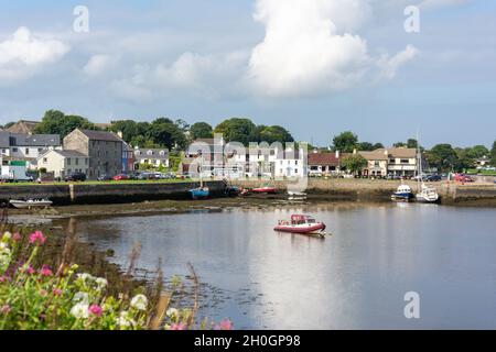 Dorfhafen, Kinvara, Galway Bay, County Galway, Republik Irland Stockfoto