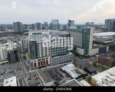 Luftaufnahme der Skyline von Nashville, Tennessee, USA. Oktober 2021 Stockfoto