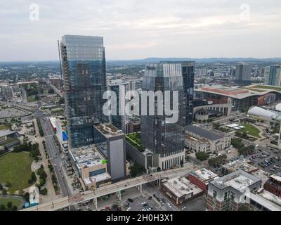 Luftaufnahme der Skyline von Nashville, Tennessee, USA. Oktober 2021 Stockfoto