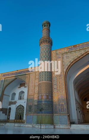Verzierter Turm in der Großen Moschee von Herat, Afghanistan Stockfoto