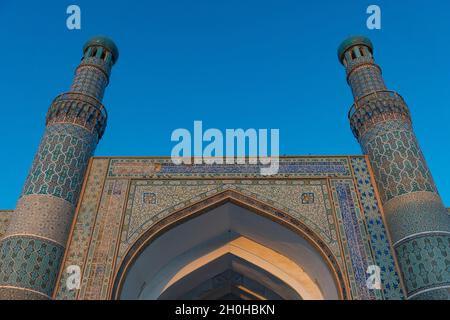 Sonnenaufgang über der Großen Moschee von Herat, Afghanistan Stockfoto