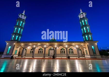 Große Moschee Azno Mina in der Nacht, Kandahar, Afghanistan Stockfoto