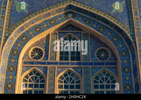 Sonnenaufgang über der Großen Moschee von Herat, Afghanistan Stockfoto