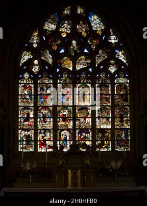 Bleiglasfenster, Passionsfenster, Kirche Saint-Ronan, Locronan (Lokorn), Finistere, Bretagne, Frankreich Stockfoto