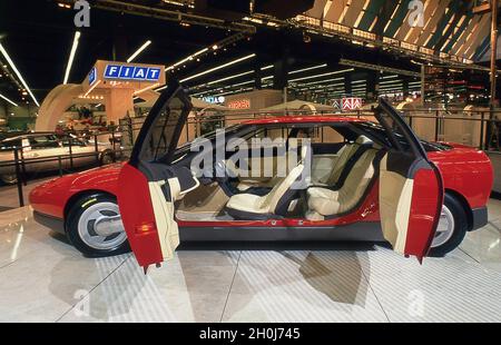 Das Konzeptfahrzeug „Actuas de l'Actuas“ des Pariser Autosalon 1988. Paris Frankreich. Stockfoto