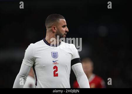 London, Großbritannien. Oktober 2021. Kyle Walker (England) bei der Qualifikation für die Weltmeisterschaft England gegen Ungarn im Wembley Stadium, London, Großbritannien, am 12. Oktober 2021. Kredit: Paul Marriott/Alamy Live Nachrichten Stockfoto