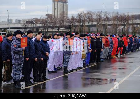 Moskau, Russland. März 2019. Teilnehmer des Festivals bei der feierlichen Formation während der Eröffnung des Feiertages. Das Finale des Kultur- und Sportfestivals des Zentralbezirks der Truppen der russischen Nationalgarde fand im Sportkomplex Luschniki statt. (Foto von Mihail Siergiejevicz/SOPA IMAG/Sipa USA) Quelle: SIPA USA/Alamy Live News Stockfoto