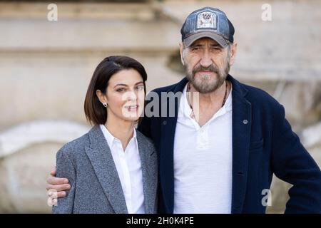 Roma, Italien. Oktober 2021. Barbara Ronchi, Marco Giallini beim Fotocall für „IO sono Babbo Natale“, vor der Eröffnung des 16. Filmfestivals in Rom. Quelle: Luigi de Pompeis/Alamy Live News Stockfoto