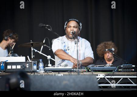 Vincent Mason von Del La Soul spielt live auf der Bühne des Beestival 2012, Robin Hill Country Park - Isle of Wight Stockfoto