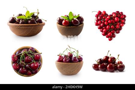 Rote Kirschen isoliert auf weißem Ausschnitt. Berry mit Platz für Text. Kirschsatz aus verschiedenen Blickwinkeln. Reife Kirschen in Herzform. Rot Stockfoto