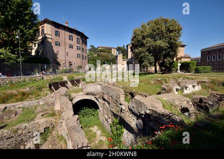 Ruinen des zweiten jüdischen Ghettos (Ghettarello) auf der Piazza di Monte Savello, Rom, Italien Stockfoto