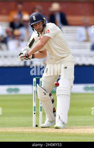 Englands Jos Buttler schlägt während des dritten Tages des zweiten Testmatches der Specsavers in Lord's, London. Bilddatum: Samstag, 11. August 2018. Stockfoto