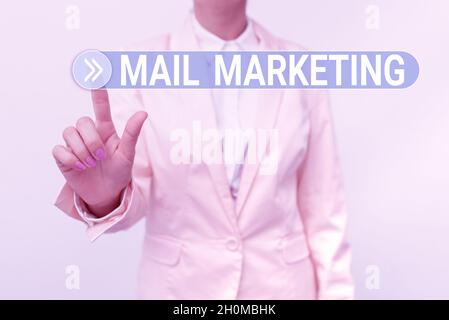 Schild mit der Anzeige von Mail Marketing. Concept Mean Act of Sending a Commercial Messages Broadcast Sense Presenting New Plans and Ideas Demonstrationing Stockfoto