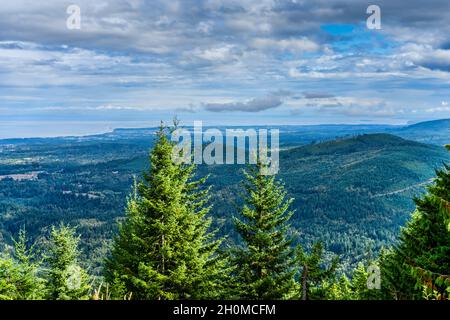 Ein Blick auf das Meer von der Küste des US-Bundesstaates Washington. Stockfoto