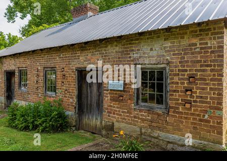 Blountville, Tennessee, USA - 14. August 2021: Sklavenviertel, erbaut von William Deery für seine Sklaven in den frühen 1800er Jahren. Stockfoto