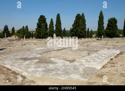 Spanien, Andalusien, Provinz Sevilla, Santiponce. Römische Stadt Italica, 206 v. Chr. vom römischen General Scipio gegründet. Patio House Rodio. Reste von Th Stockfoto