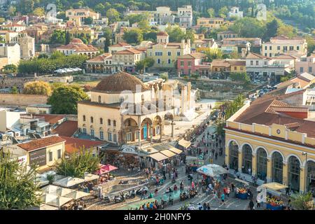 ATHEN, GRIECHENLAND - 30. Oktober 2019: Panoramablick auf die Akropolis von Athen. Griechenland. Stockfoto