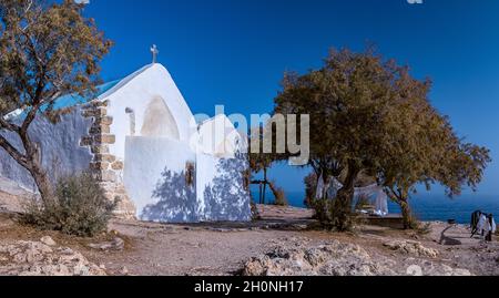 Kleine Kapelle am Mittelmeer Stockfoto
