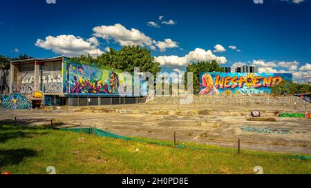 Brisbane, Queensland, Australien - Kunstwerke rund um den Vorort West End Stockfoto