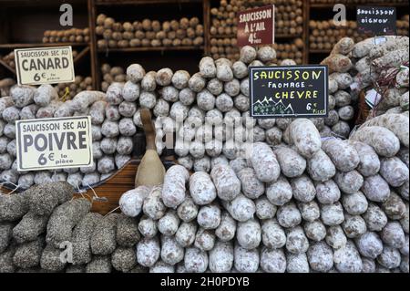 FRANKREICH. PARIS (75) 18. BEZIRK. MONTMARTRE. REGIONALER PRODUKTMARKT Stockfoto