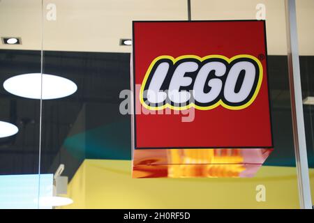 LEGO Store in der Westfield Mall of Scandinavia in Solna, Stockholm, Schweden, am Sonntagnachmittag. Stockfoto