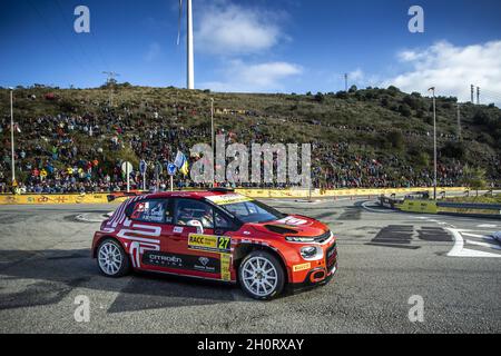 27 Camilli Eric (Fra), Vilmot Maxime (Fra), Sports & You, Croen C3, Action während der RACC Rally Catalunya de Espana, 11. Lauf der 2021 FIA WRC, FIA World Rally Championship, vom 14. Bis 17. Oktober 2021 in Salou, Katalonien, Spanien - Foto: Nikos Katikis/DPPI/LiveMedia Stockfoto