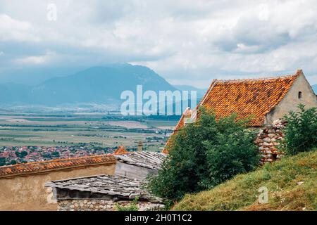 Rasnov Festung und Altstadt Ansicht in Rasnov, Rumänien Stockfoto