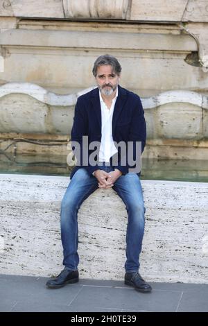 Rom, Italien. Oktober 2021. Fotoaufnahme des Films „IO sono Babbo Natale“ in diesem BildEdoardo Falcone (Foto von Paolo Pizzi/Pacific Press/Sipa USA) Kredit: SIPA USA/Alamy Live News Stockfoto