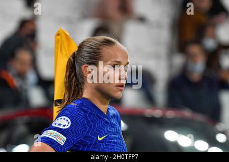 Turin, Italien. Oktober 2021. Guro Reiten (11) aus Chelsea beim UEFA Women's Champions League-Spiel zwischen Juventus und Chelsea im Juventus Stadium in Turin. (Foto: Gonzales Photo/Alamy Live News Stockfoto