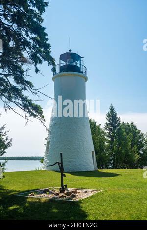 Old Presque Isle Lighthouse in einem öffentlichen Park gelegen Stockfoto