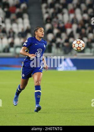 Turin, Italien. Oktober 2021. Jessica Carter (Chelsea FC Women) während des FC Juventus gegen Chelsea, UEFA Champions League Frauenfußballspiels in Turin, Italien, Oktober 13 2021 Quelle: Unabhängige Fotoagentur/Alamy Live News Stockfoto