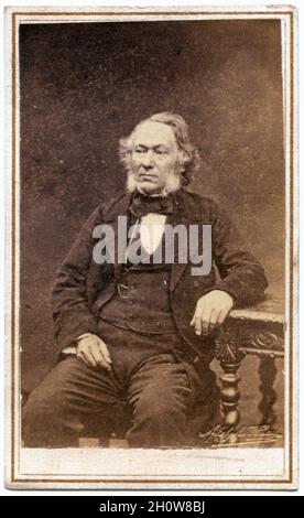 Porträt des britischen Politikers und Fabrikanten Richard Cobden (1804 - 1865), 1863. Fotografie von Adolphe Paul Auguste Beau (1828 - 1910) Stockfoto