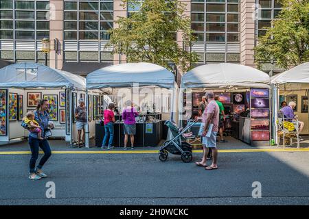 Reston, VA, USA - 10. September 2021. In Reston, Virginia, werden Kunstausstellungen gezeigt. Stockfoto