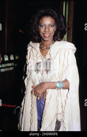 Natalie Cole um die 1980er Jahre Credit: Ralph Dominguez/MediaPunch Stockfoto