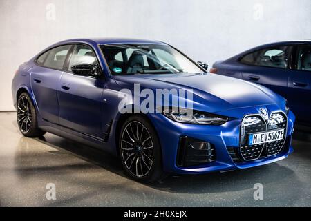 In Der Bundesrepublik Deutschland. September 2021. Der BMW i4 wird im Rahmen einer BMW Presseveranstaltung auf dem BMW i4 gesehen. Quelle: Matthias Balk/dpa/Alamy Live News Stockfoto