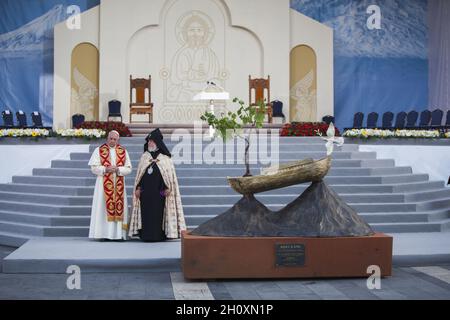 JEREWAN, ARMENIEN - 26. Dezember 2018: Die apostolische Reise von Papst Franziskus nach Armenien. Papst Franziskus, auf dem Platz der Republik, Jerewan. Stockfoto