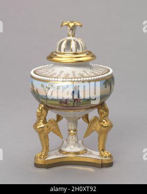 Urn und Abdeckung, C. 1815. Flug, Barr und Barr (Britisch). Künstliche Porzellan; gesamt: 18,6 x 11,4 cm (7 5/16 x 4 1/2 in.). Stockfoto