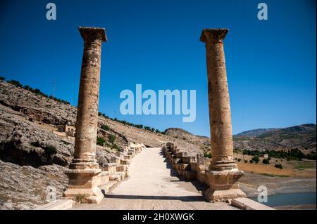 Severan (Cendere) Brücke, Mount Nemrut und Adiyaman, historische Brücke während der römischen Zeit gebaut. Stockfoto