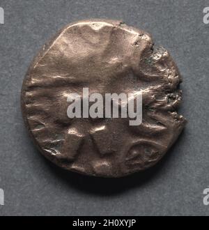 Stater: Kranz, Halbmonde und Rad (Vorderseite), 10 v. Chr.–30 n. Chr. England (Altes Großbritannien), Corieltauvi. Gold; Durchmesser: 1.8 cm (11/16 in.). Stockfoto