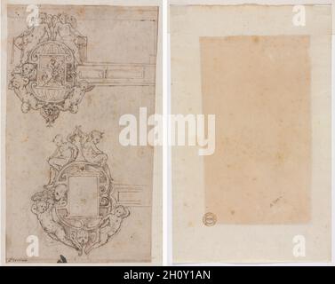 Design für dekorative Scharniere (recto) Grenzen (verso), Mitte 1500. Luzio Romano (Italienisch, aktive 1528-75). Pen und brauner Tinte über Schwarze Kreide; framing Linien in Bister (unten links, oben rechts); Blatt: 29,8 x 17,5 cm (11 3/4 x 6 7/8 in.). Stockfoto