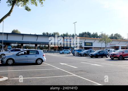 Neue Niederlassung des riesigen Lebensmittel- und Getränkesupermarktes in deutschem Besitz, aldi, in Sturry, canterbury, East kent, großbritannien, oktober 2021 Stockfoto