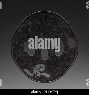 Schwertwächter, Anfang des 19. Jahrhunderts. Japan, Edo-Zeit (1615-1868). Eisen; Durchschnitt: 8 x 8.6 cm (3 1/8 x 3 3/8 Zoll). Stockfoto