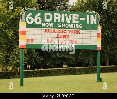 Route 66 Drive-in-Schild, in Carthage, Missouri Stockfoto