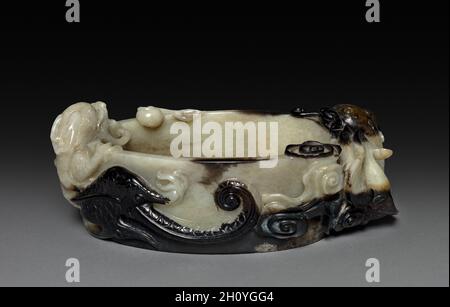 Teller, 1368 - 1644. China, Ming-Dynastie (1368-1644). Jade; gesamt: 4,5 cm (1 3/4 in.). Stockfoto