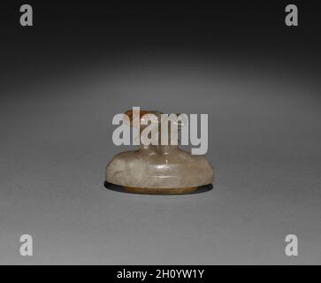 Vase, 1644-1911. China, Qing-Dynastie (1644-1911). Glas; insgesamt 10.2 cm (4 in.). Stockfoto