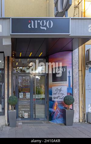 Belgrad, Serbien - 01. Oktober 2021: Eingang zum Hotel Argo in der SRPSKIH Vladara Straße in Belgrad. Stockfoto