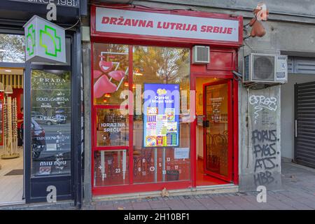 Belgrad, Serbien - 01. Oktober 2021: Eröffnung des Shops der serbischen Staatslotterie im Stadtzentrum. Stockfoto