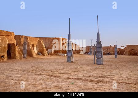 Verlassene Landschaft des Planeten Tatooine für die Dreharbeiten zu Star Wars in der Sahara Stockfoto